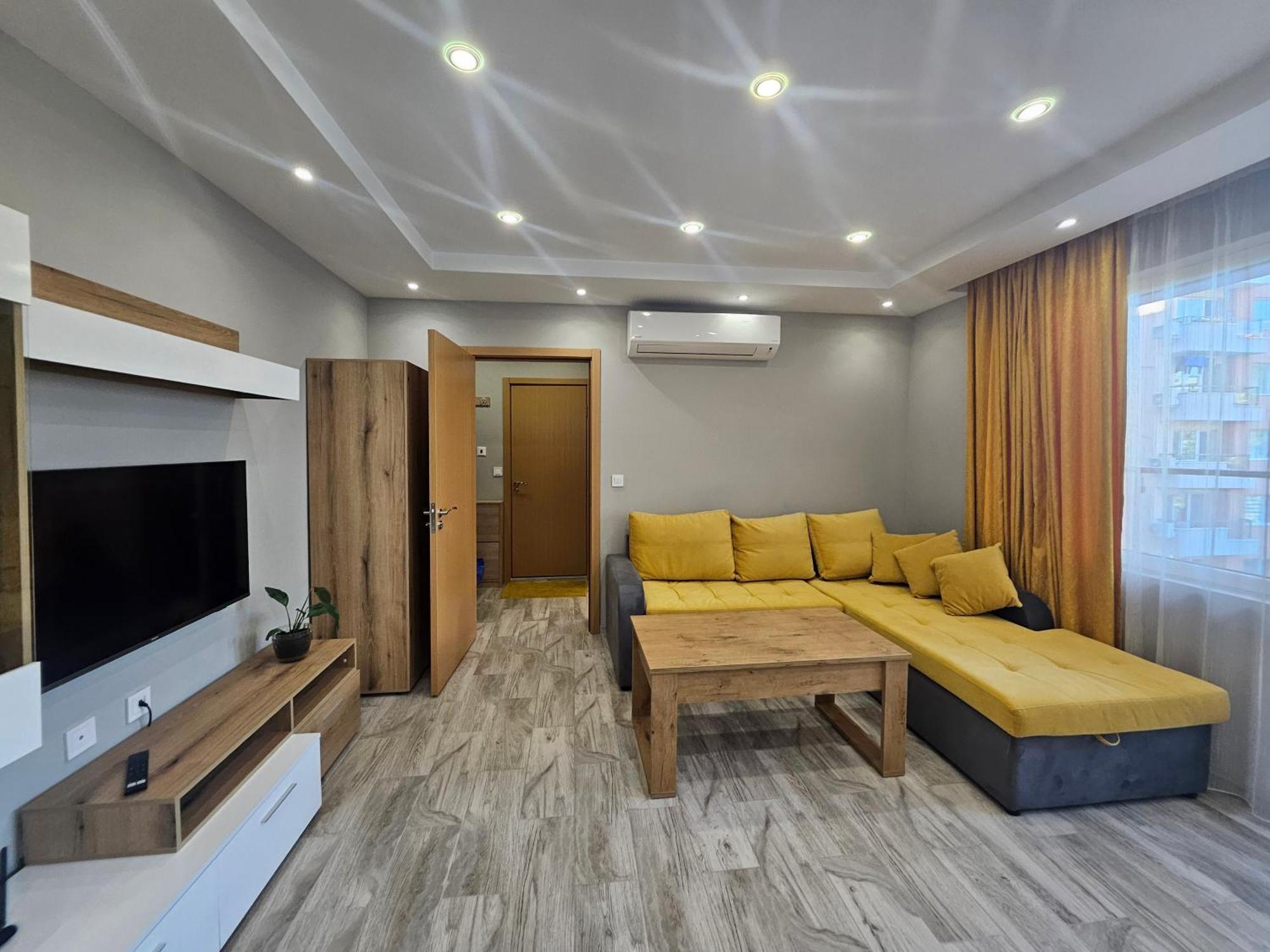 Apartment Plovdiv Bagian luar foto